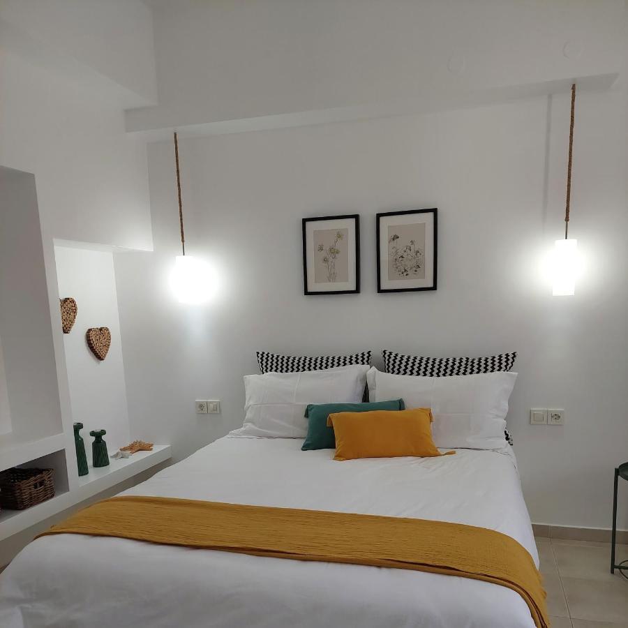 La Casa De Zag Apartment Adamantas  ภายนอก รูปภาพ
