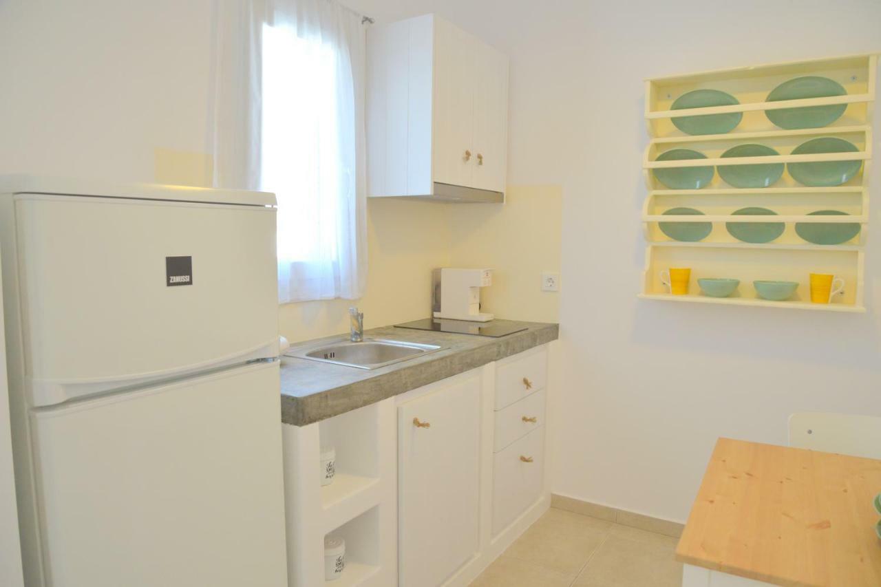 La Casa De Zag Apartment Adamantas  ภายนอก รูปภาพ